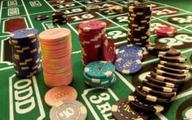 phdream com game lobby showing slot and live casino categories on mobile